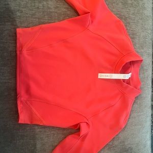 Lululemon crop rashguard size 4